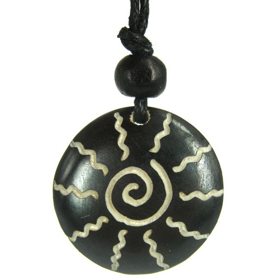 Подвеска из Кости КРУГ СОЛНЦЕ IN0350-16, на шнурке (диаметр подвески 2,4 см.), 1 шт.