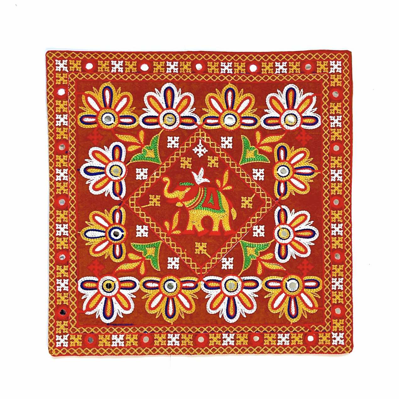Декоративный чехол на подушку индийский этнический ОРАНЖЕВЫЙ с цветной вышивкой (размер 41 на 41 см.), 1 шт.