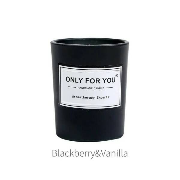 ONLY FOR YOU Handmade candle BLACKBERRY & VANILLA (Свеча ароматическая ЧЕРНАЯ СМОРОДИНА И ВАНИЛЬ, высота 6 см.), 1 шт.