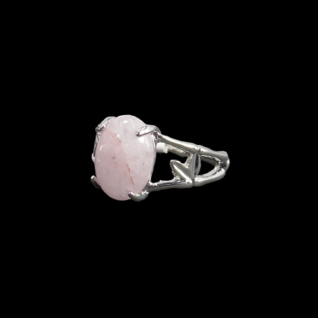 Кольцо металлическое SEW-2-8, с камнем РОЗОВЫЙ КВАРЦ - дарит взаимность в любви, хранит семейное счастье (разный дизайн, размеры 19-20), 1 шт.