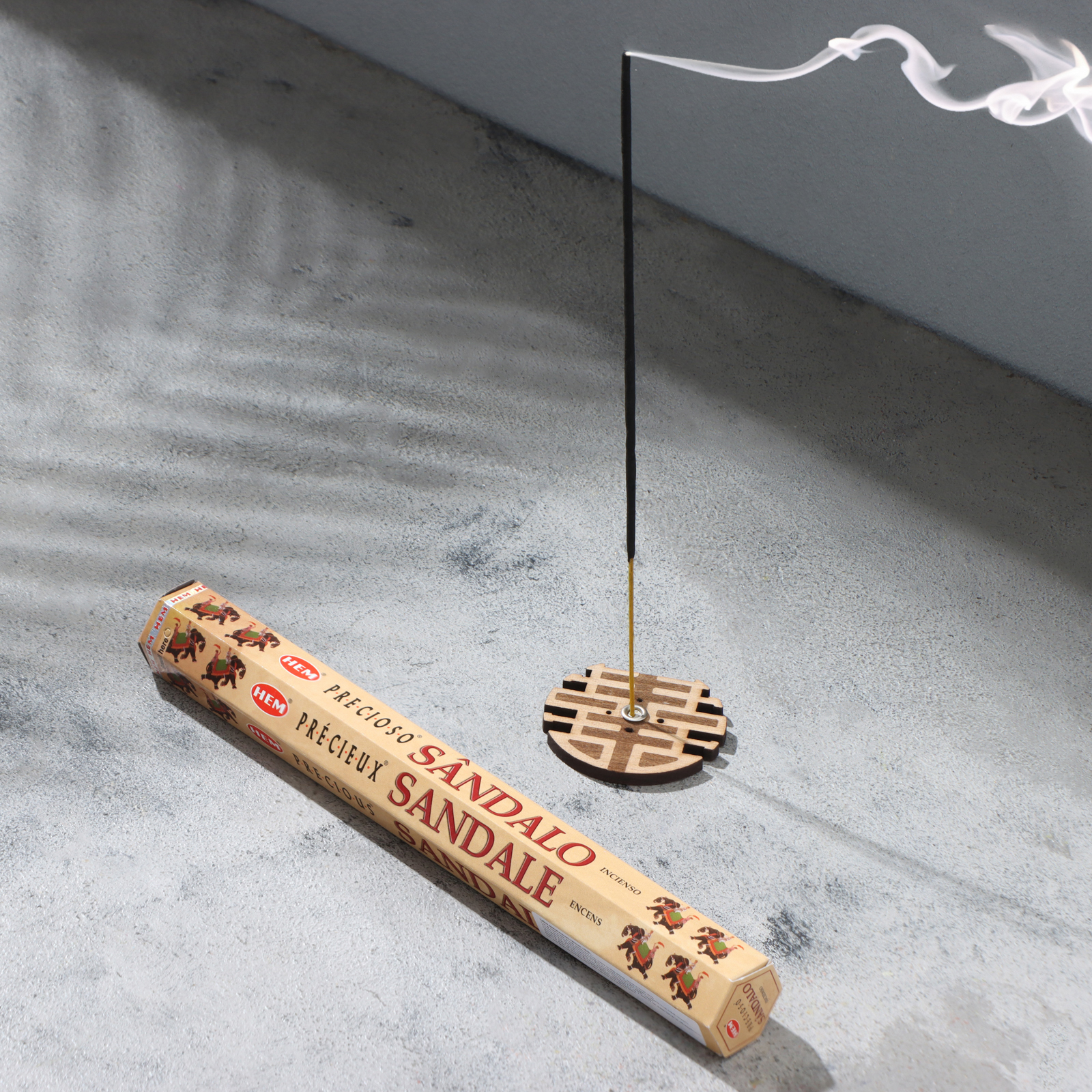 Hem Incense Sticks PRECIOUS SANDAL (Благовония Драгоценный САНДАЛ, Хем), уп. 20 палочек.