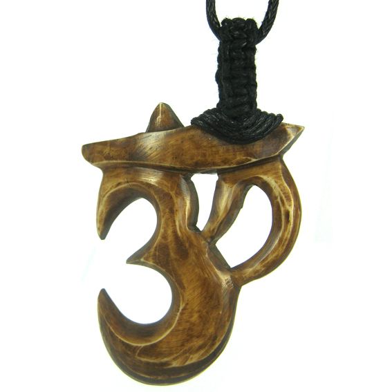Подвеска из Кости ОМ КОРИЧНЕВЫЙ IN0350-12, на шнурке (размер подвески 4,8*3,9 см.), 1 шт.