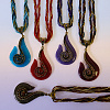 Ожерелье с кулоном АБСТРАКЦИЯ (разные цвета, 6,5 см.), 1 шт.